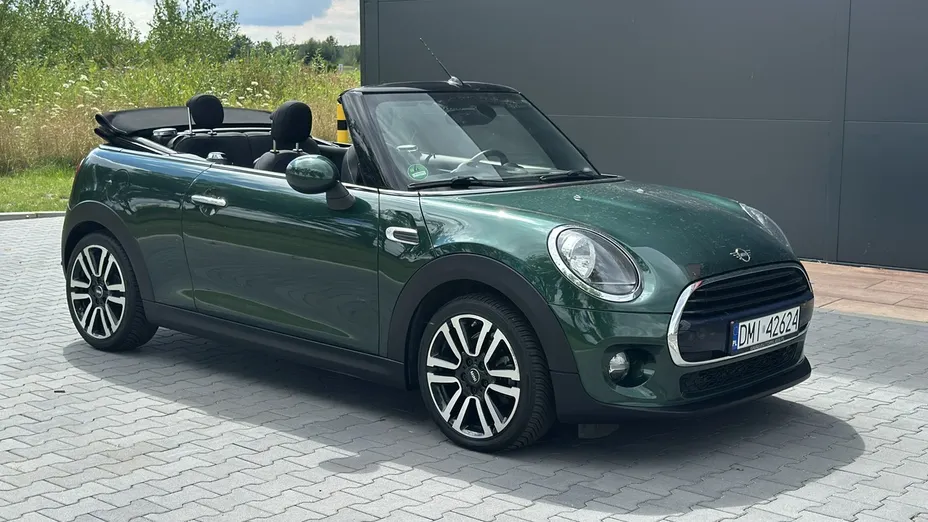MINI Cabrio -