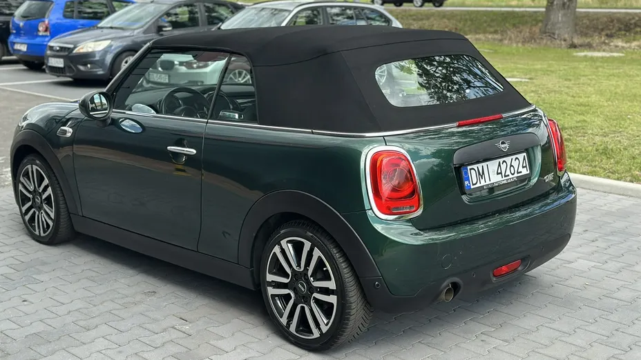 MINI Cabrio -