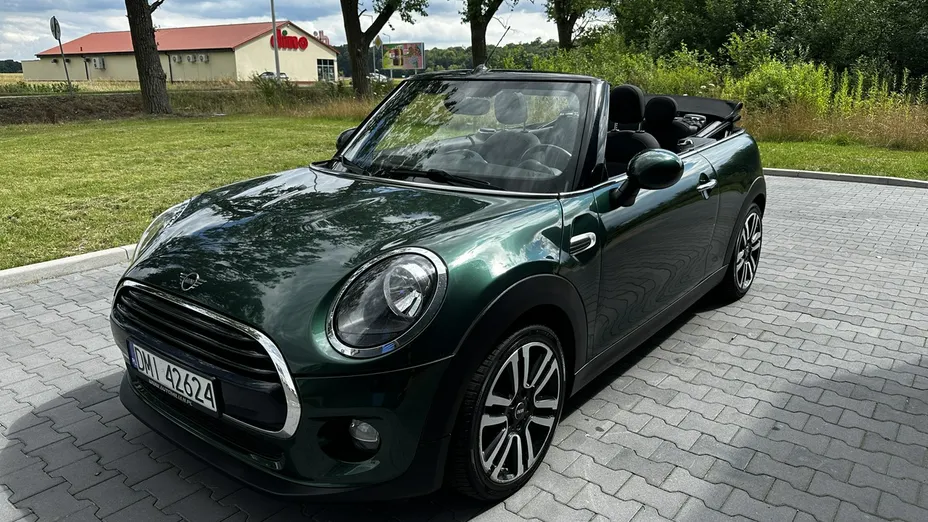 MINI Cabrio -