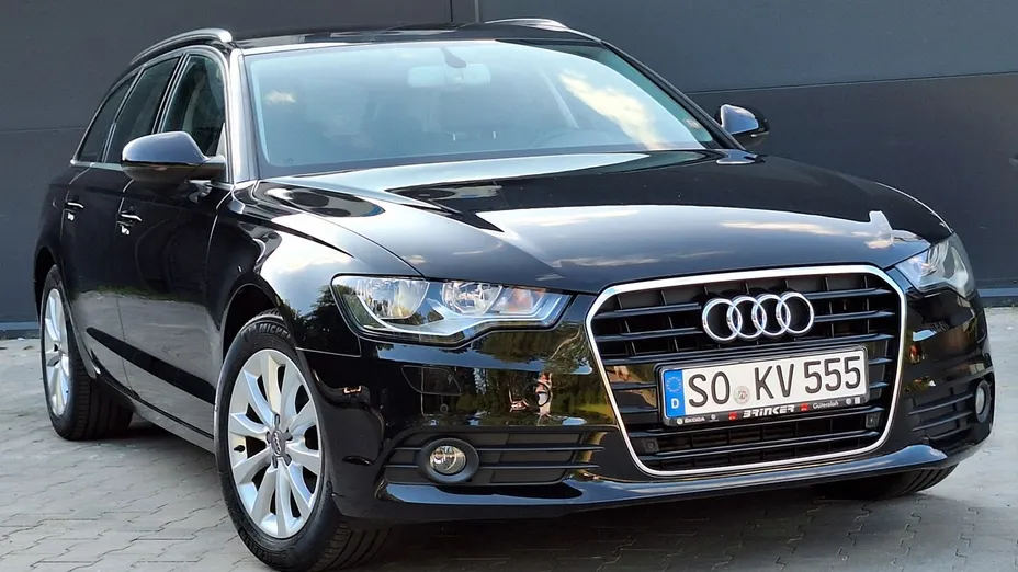 AUDI A6 -