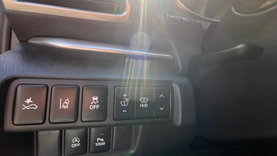 MITSUBISHI Eclipse Cross -