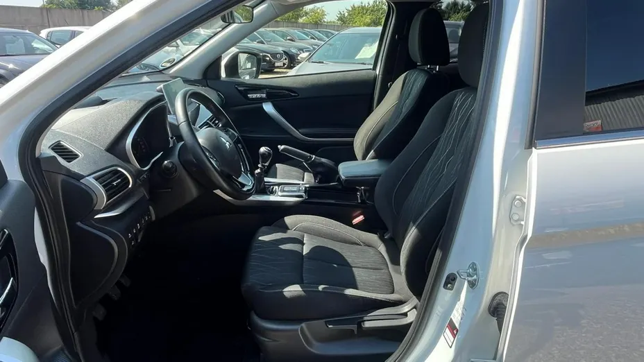 MITSUBISHI Eclipse Cross -