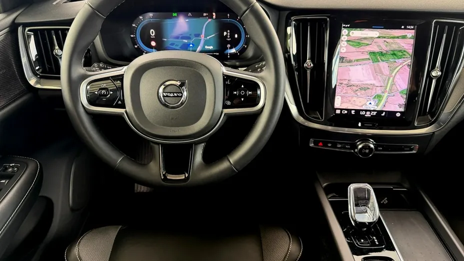 VOLVO V60 -