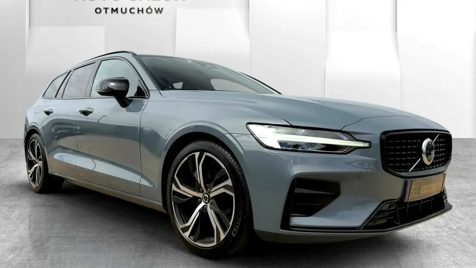 VOLVO V60 -