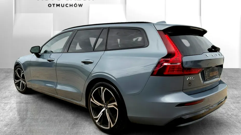VOLVO V60 -