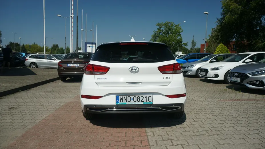 HYUNDAI i30 -