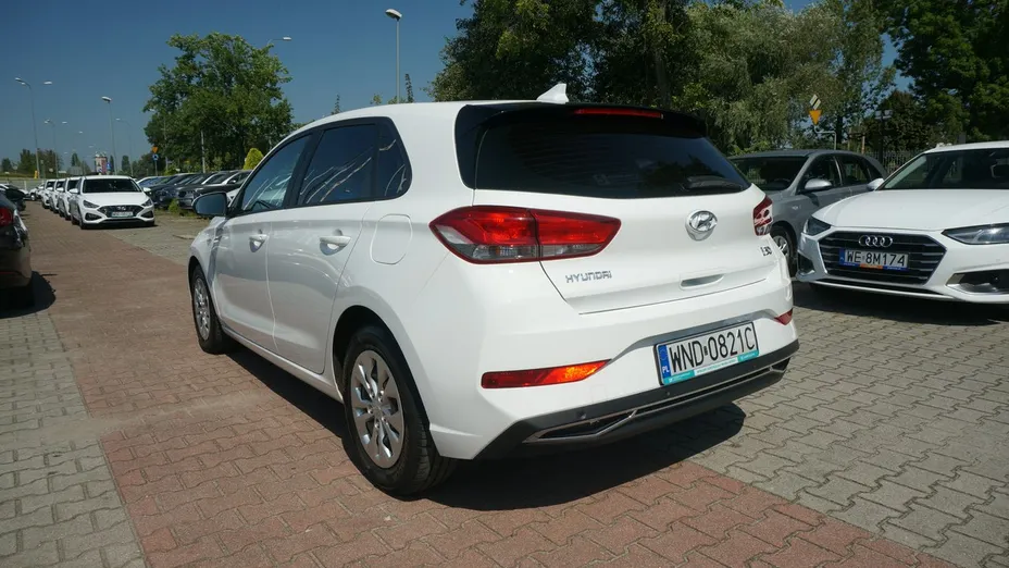 HYUNDAI i30 -