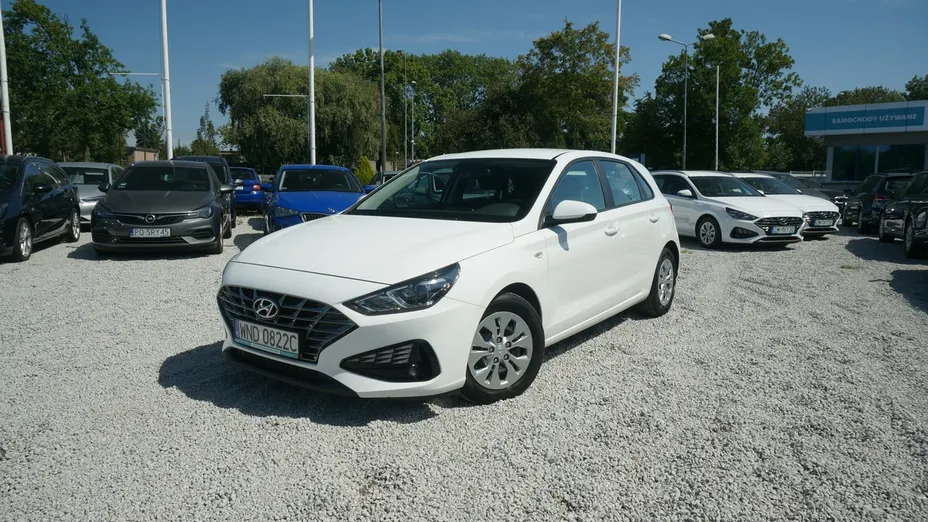 HYUNDAI i30 -