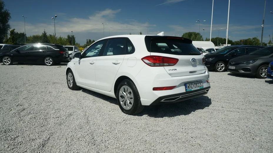 HYUNDAI i30 -
