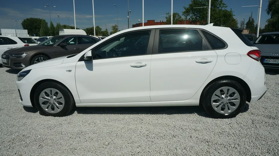 HYUNDAI i30 -