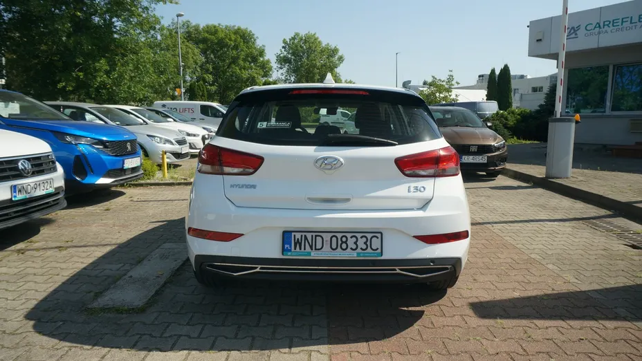 HYUNDAI i30 -
