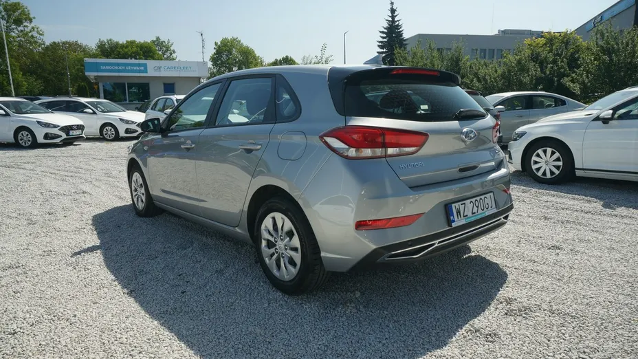 HYUNDAI i30 -