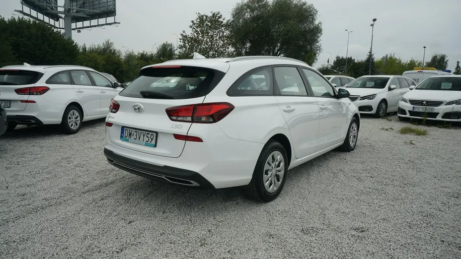 HYUNDAI i30 -
