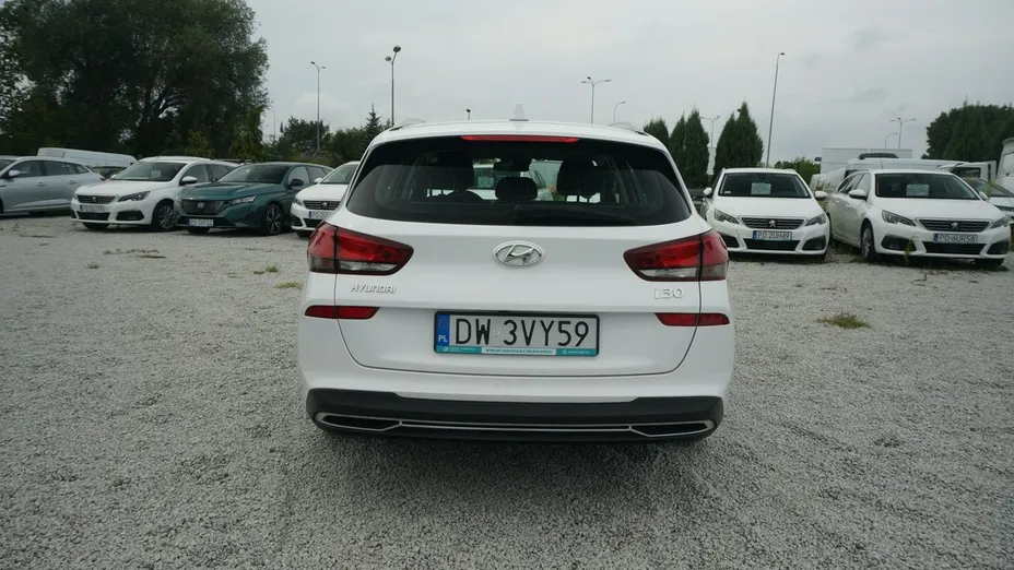 HYUNDAI i30 -