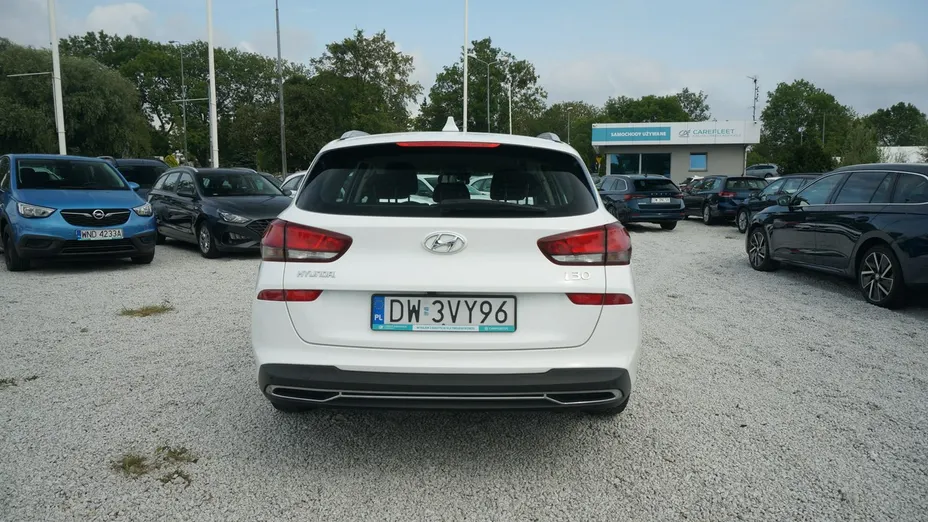 HYUNDAI i30 -