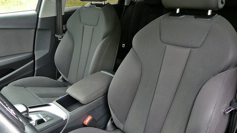 AUDI A4 -