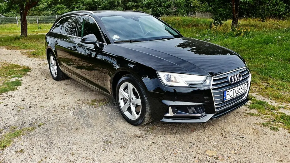 AUDI A4 -