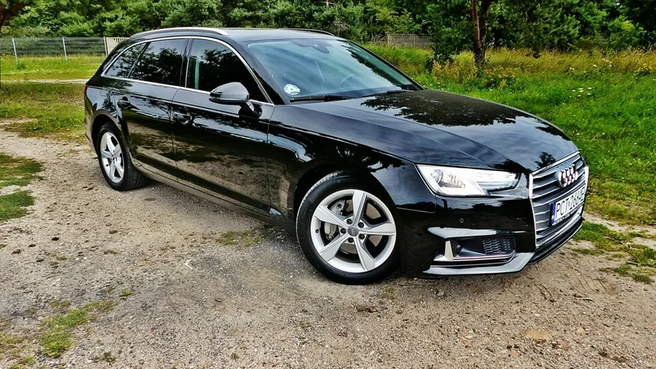 AUDI A4 -