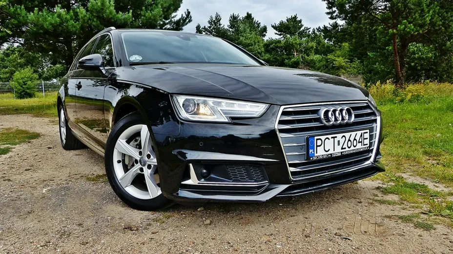 AUDI A4 -