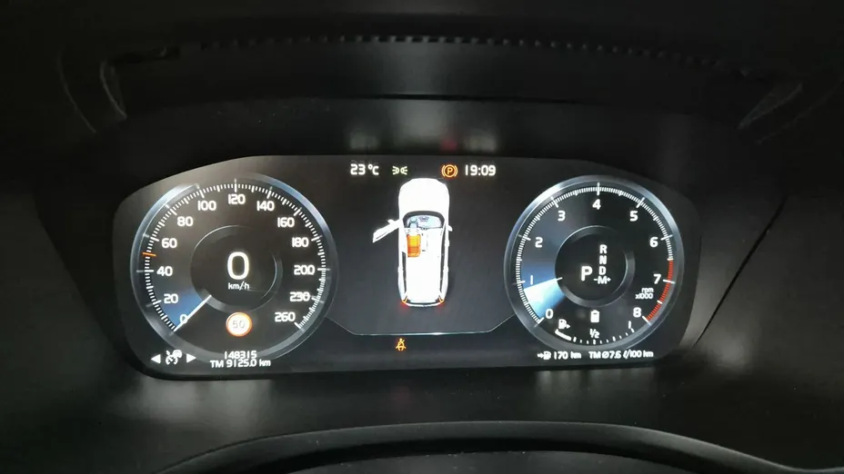 VOLVO V60 -