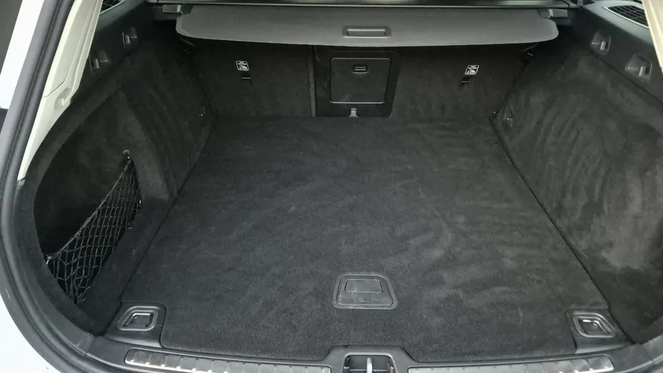 VOLVO V60 -
