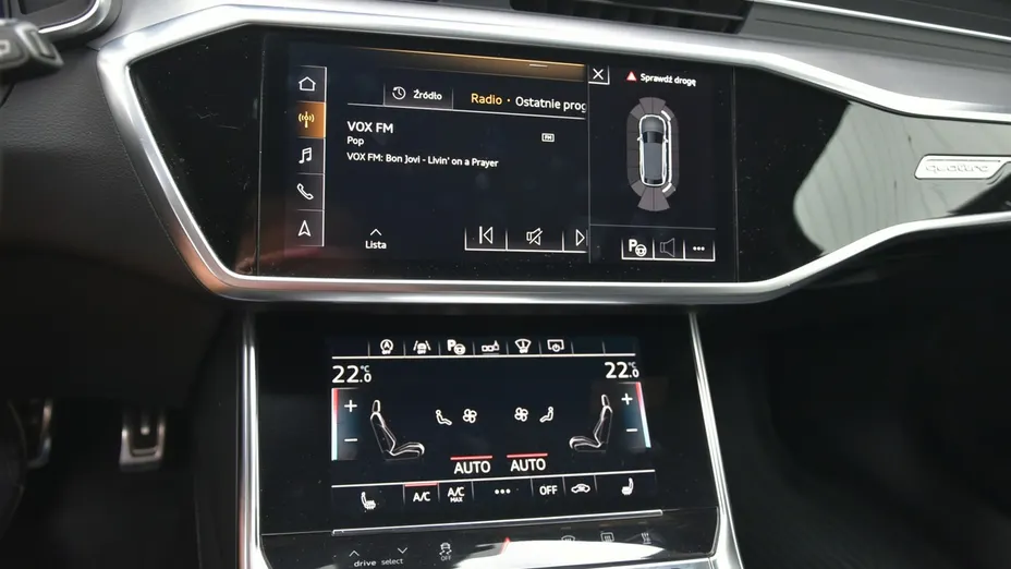 AUDI A6 -