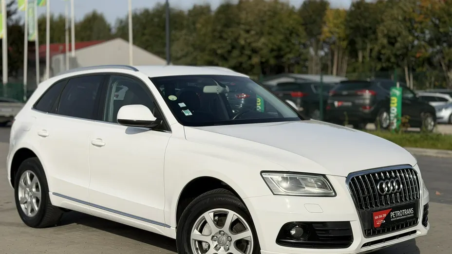 AUDI Q5 -