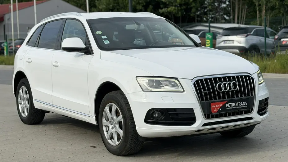 AUDI Q5 -