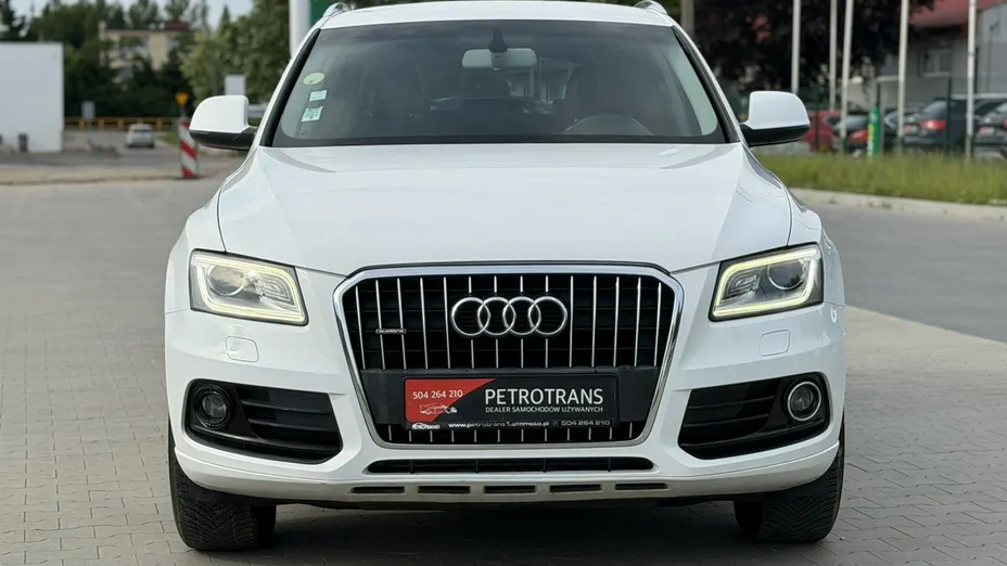 AUDI Q5 -