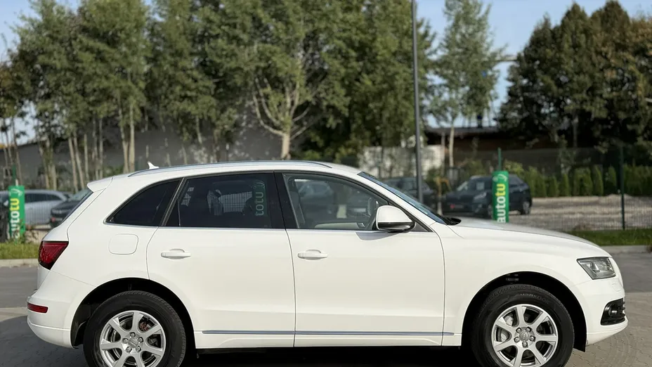 AUDI Q5 -