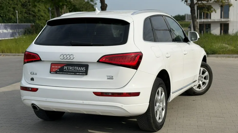 AUDI Q5 -