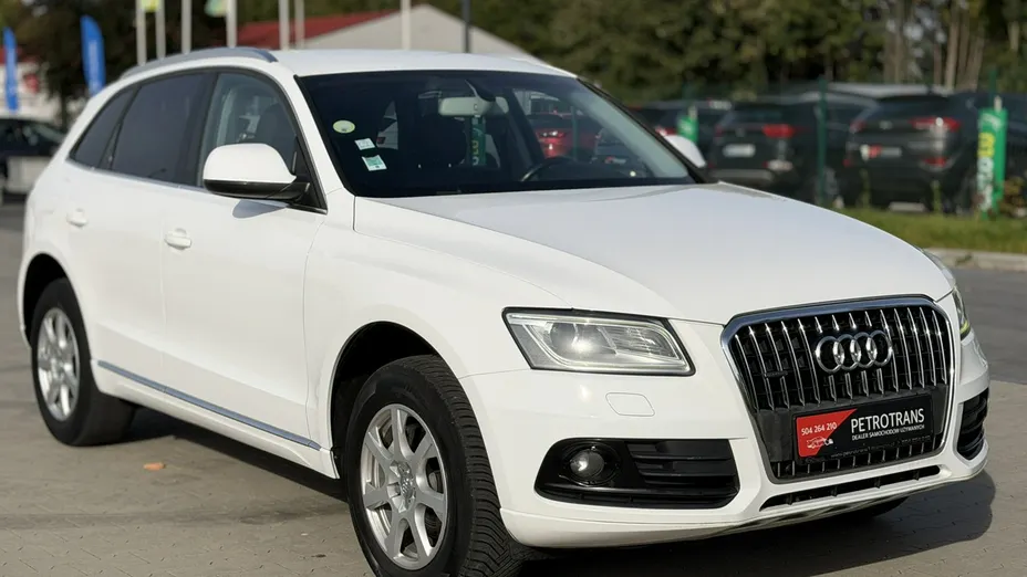 AUDI Q5 -