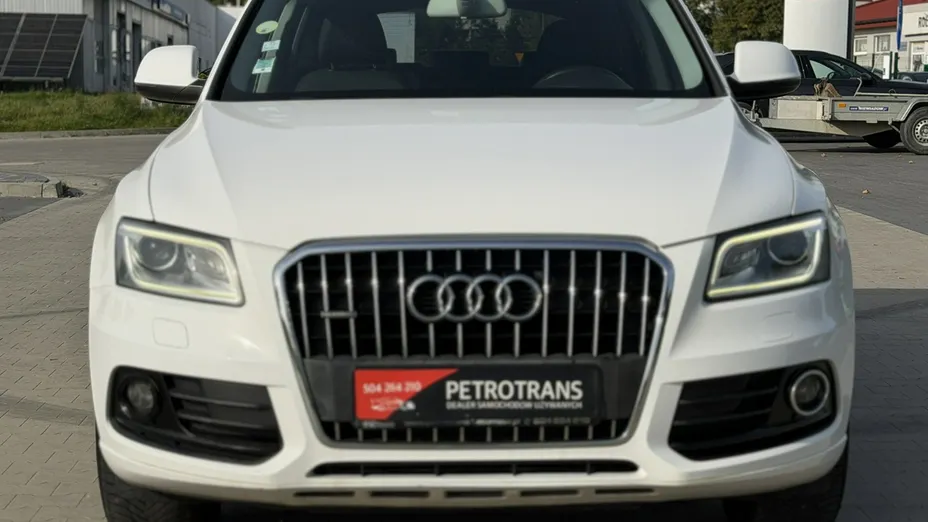 AUDI Q5 -