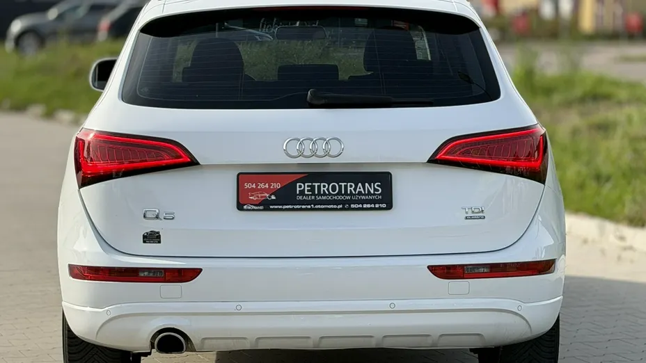 AUDI Q5 -