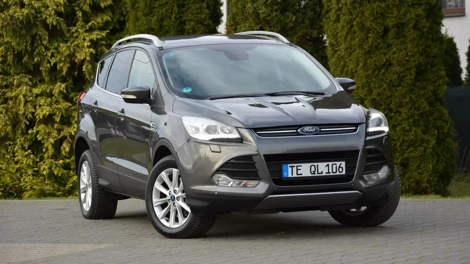 FORD Kuga -