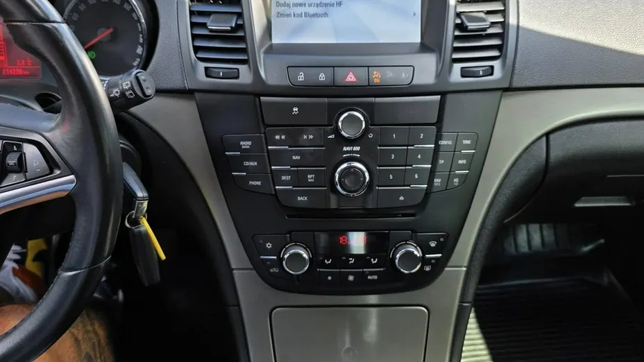 OPEL Insignia -