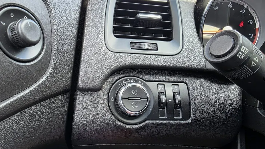 OPEL Insignia -