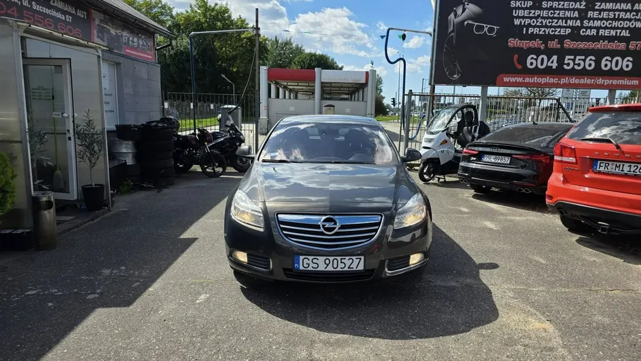 OPEL Insignia -