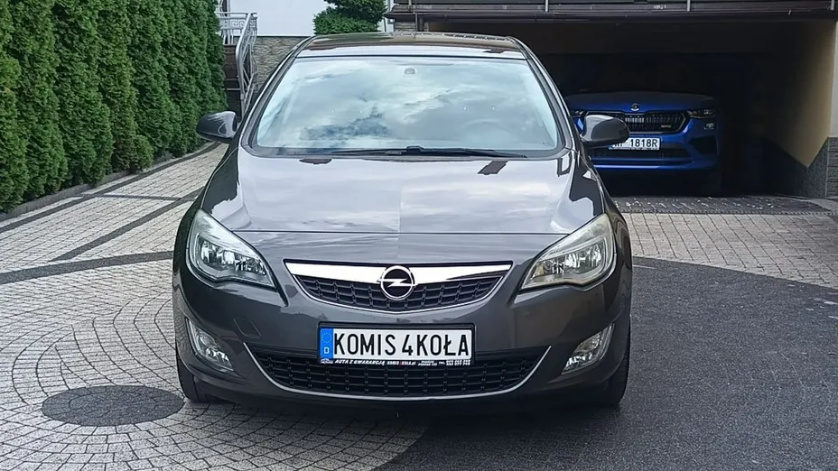 OPEL Astra -