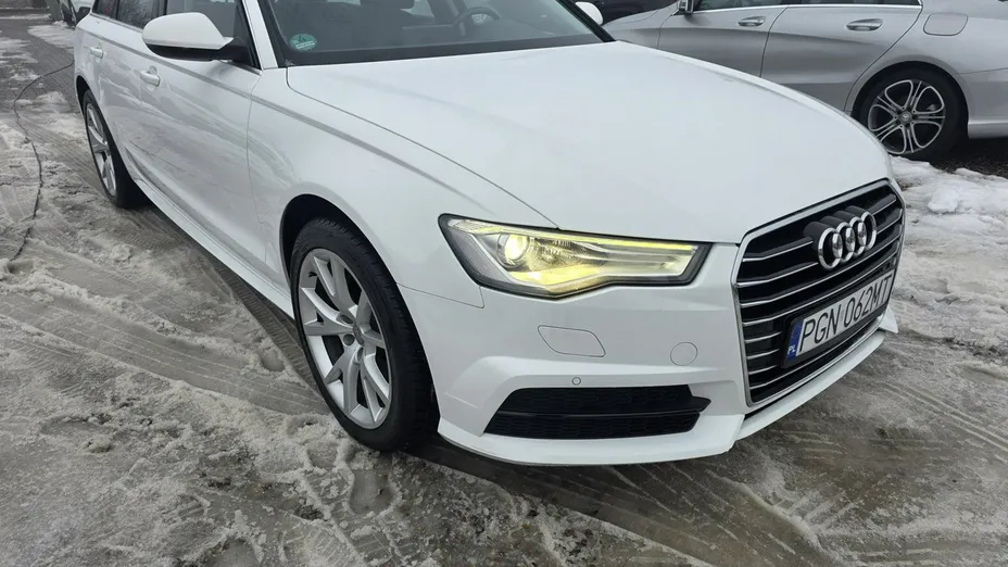AUDI A6 -