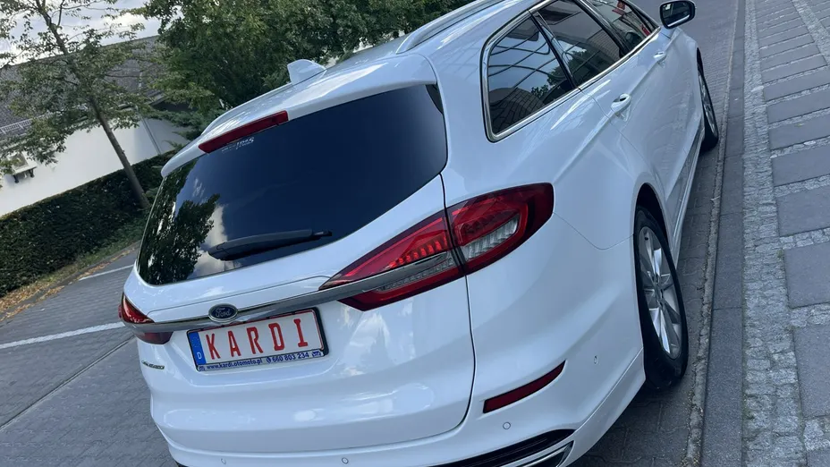 FORD Mondeo -