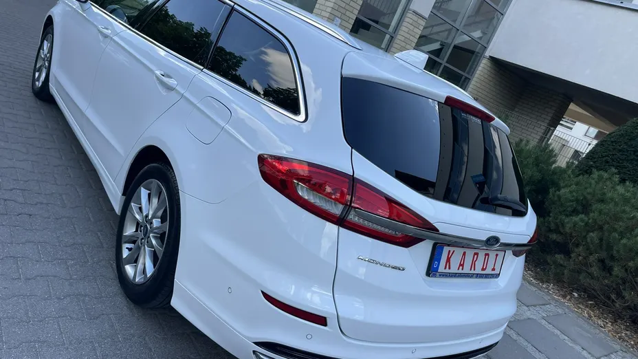 FORD Mondeo -