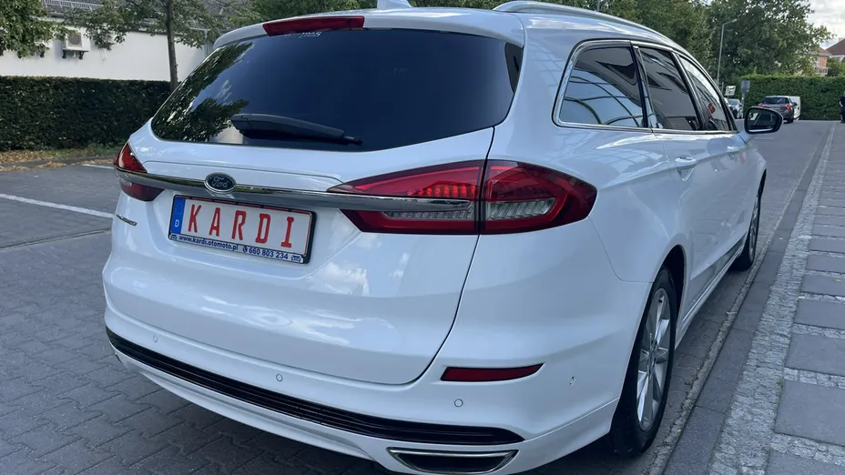 FORD Mondeo -