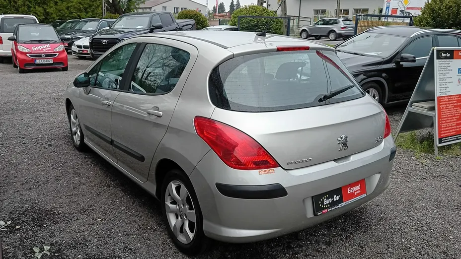 PEUGEOT 308 -