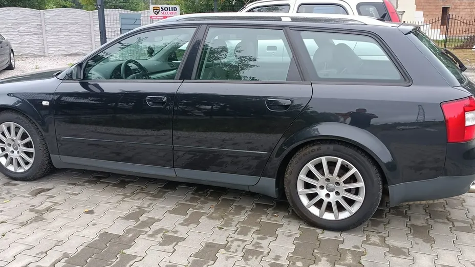AUDI A4 -