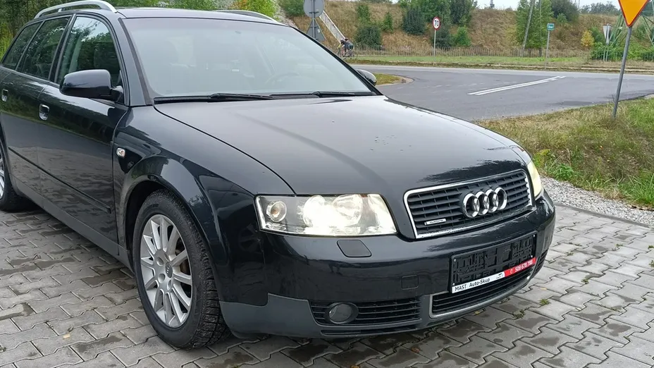 AUDI A4 -