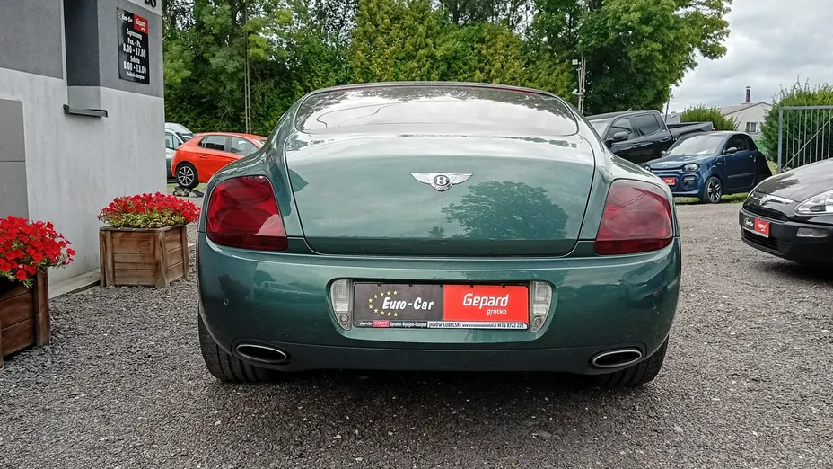 BENTLEY Continental -