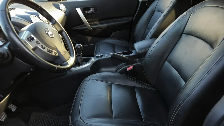 NISSAN Qashqai+2 -