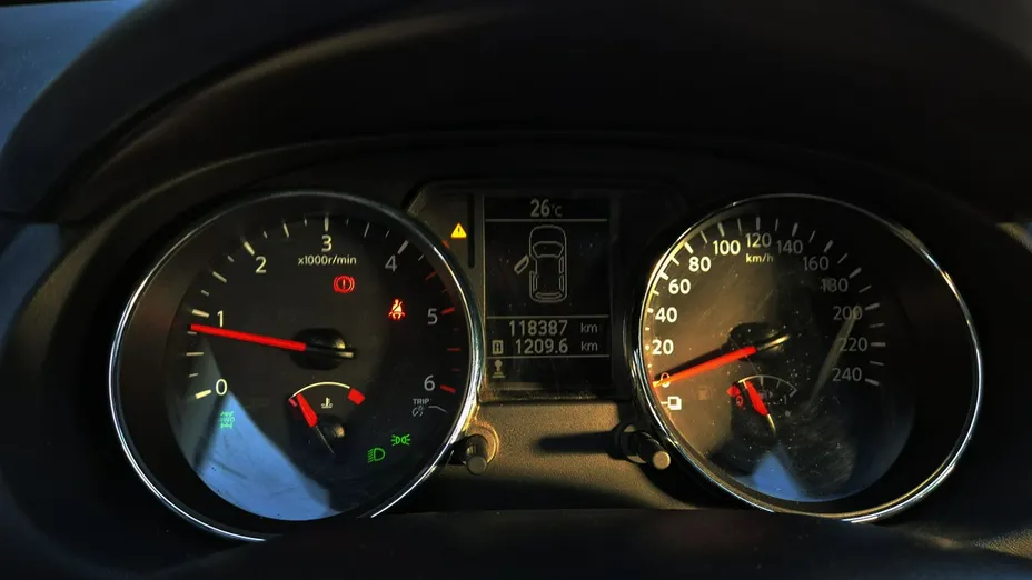 NISSAN Qashqai+2 -