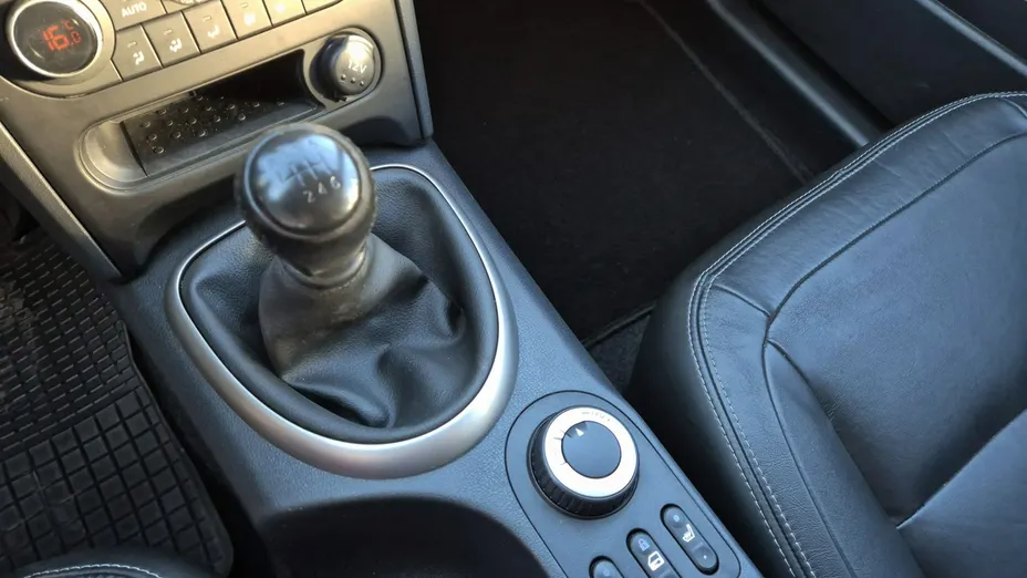 NISSAN Qashqai+2 -